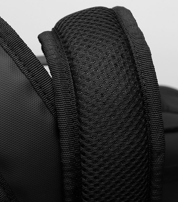 YT-02196 padded mesh shoulder straps