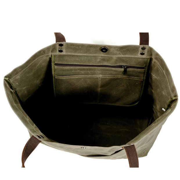 YT-11015 open interior with zip pocket