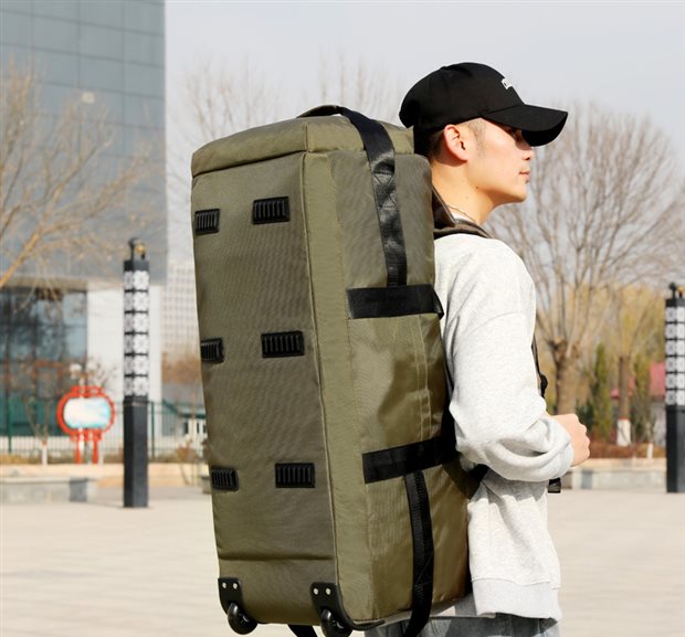 YT-14016 wears as a backpack